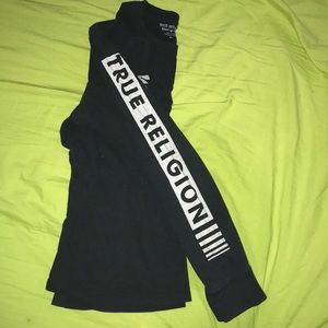 Medium true religion long sleeve shirt